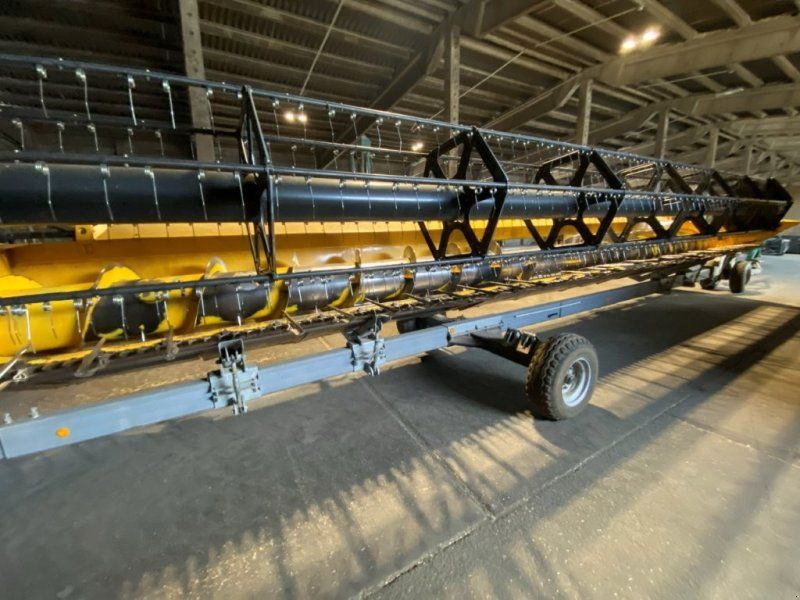 New Holland CR 9.80