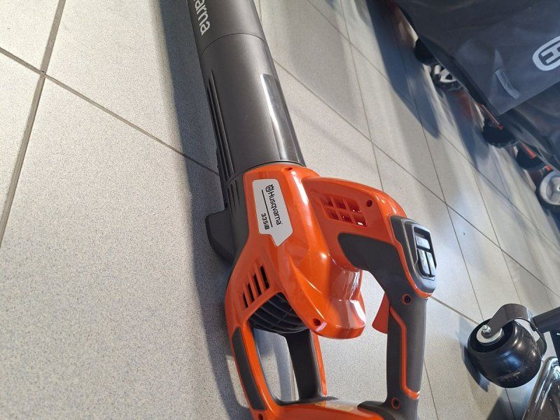 Husqvarna Akku-Laubbläser 335iB