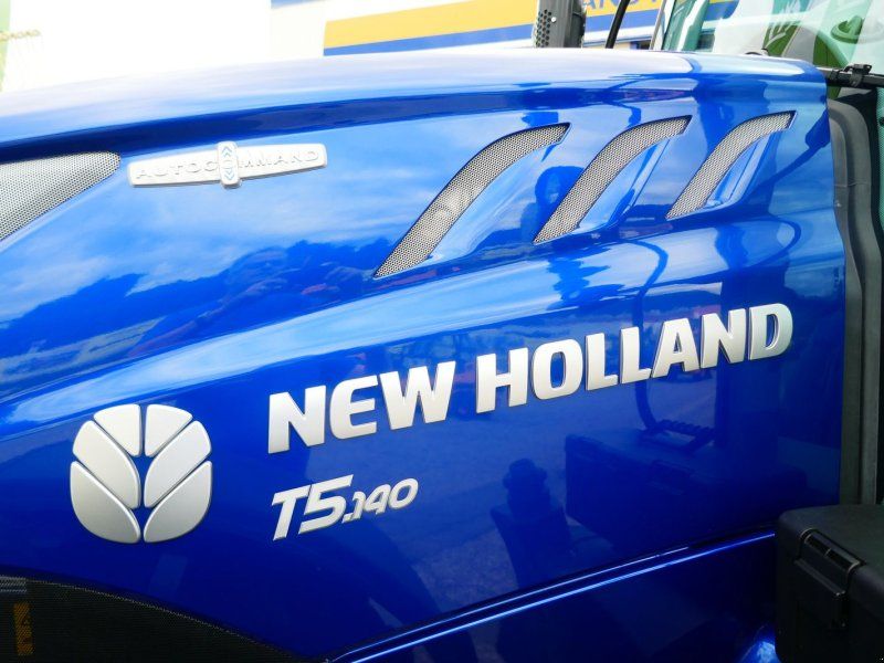 New Holland T5.140 Auto Command (Stage V)