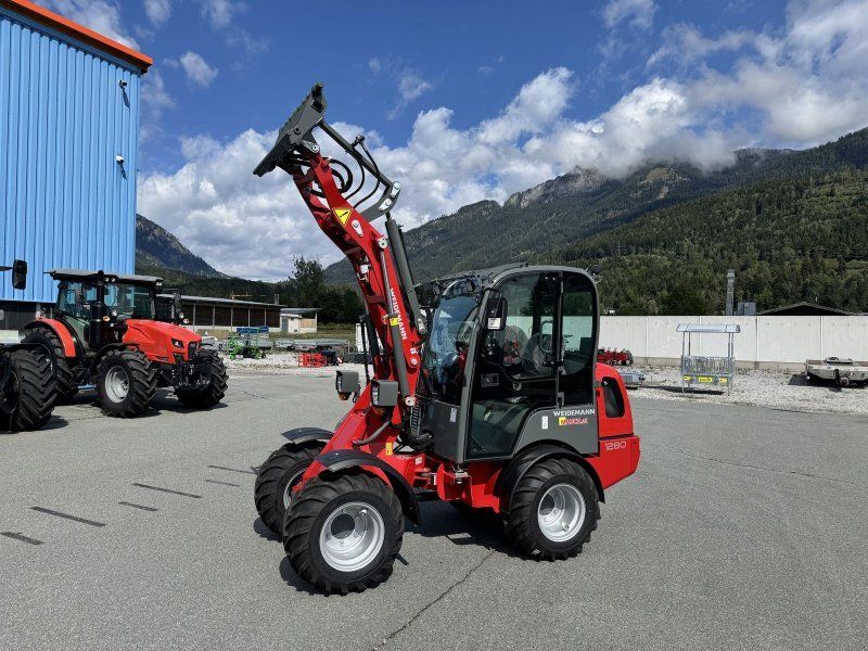 Weidemann 1280 Hoflader mit Euroaufnahme und Typisierung