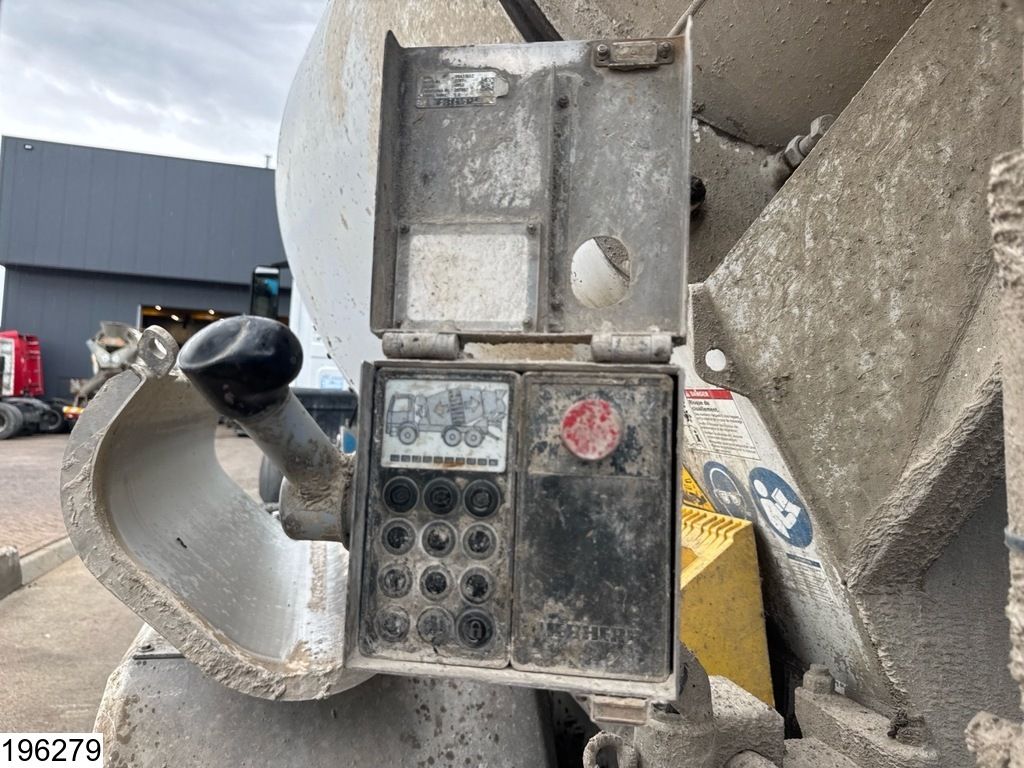 Mercedes Arocs 1830 EURO 6, Liebherr 5m3, Steel, Hub reduction