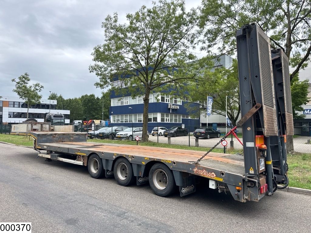 Nooteboom Lowbed Hydraulic, Winchmax winch, steering Axle