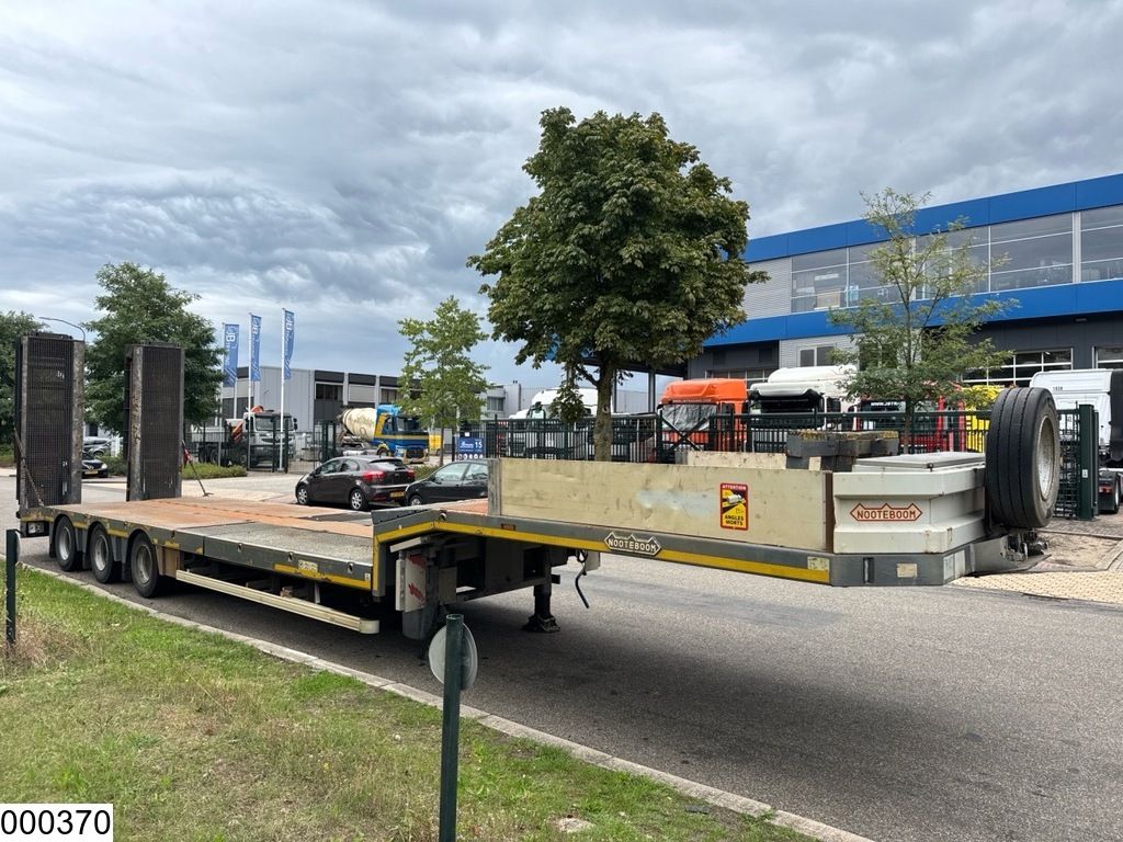 Nooteboom Lowbed Hydraulic, Winchmax winch, steering Axle