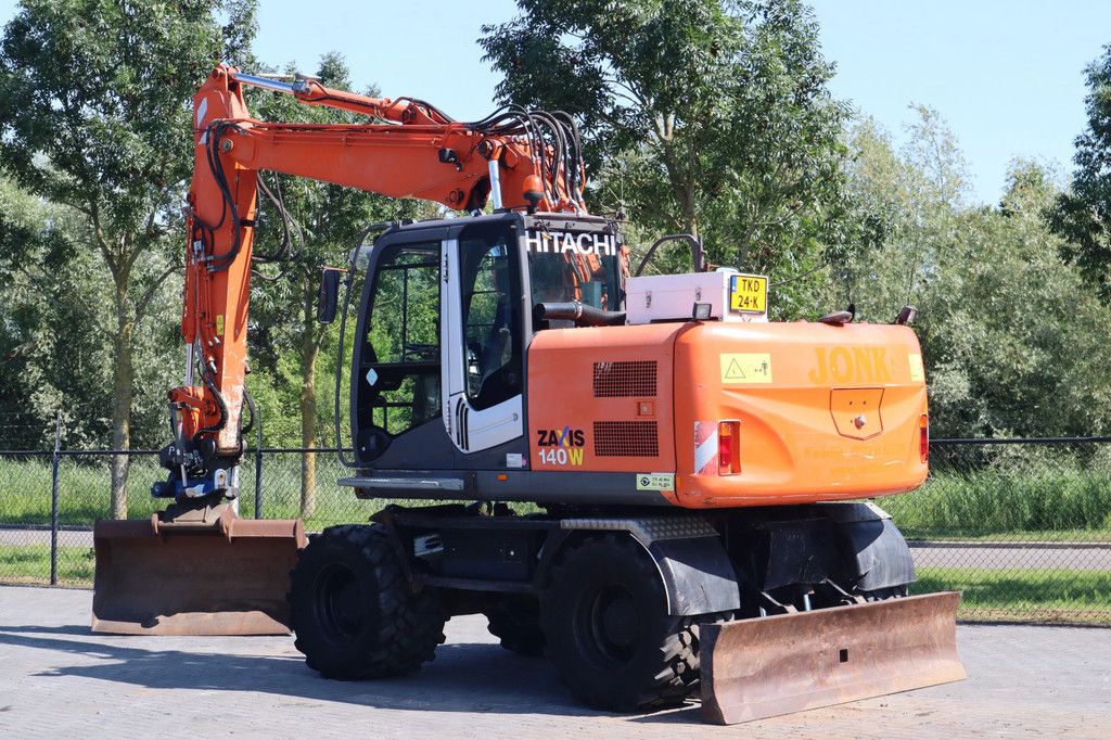 Hitachi ZX140 ZX140W-3 | ROTOTILT & BUCKET | DUTCH MACHINE