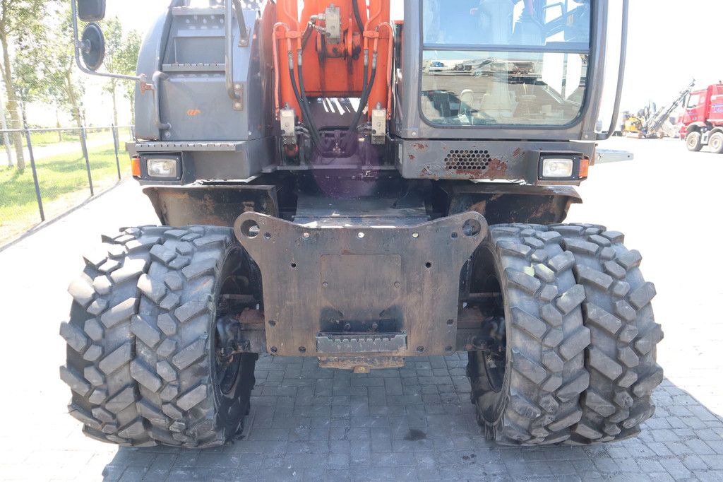 Hitachi ZX140 ZX140W-3 | ROTOTILT & BUCKET | DUTCH MACHINE