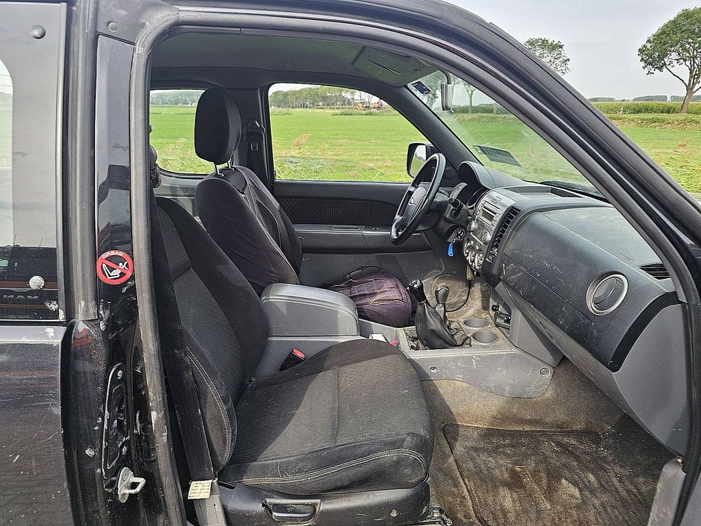 FORD RANGER 2.5tdci wildtrak sc