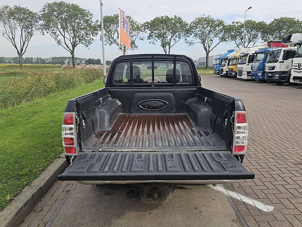 FORD RANGER 2.5tdci wildtrak sc