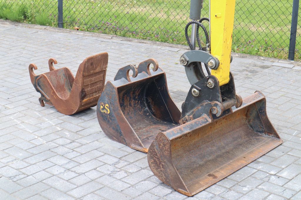 WACKER NEUSON ET16 | DUTCH LOW HOURS | 3 BUCKETS | HYDR. QC
