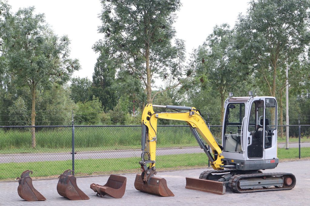 WACKER NEUSON EZ28 | DUTCH MACHINE | 4 BUCKETS | LOW HOURS
