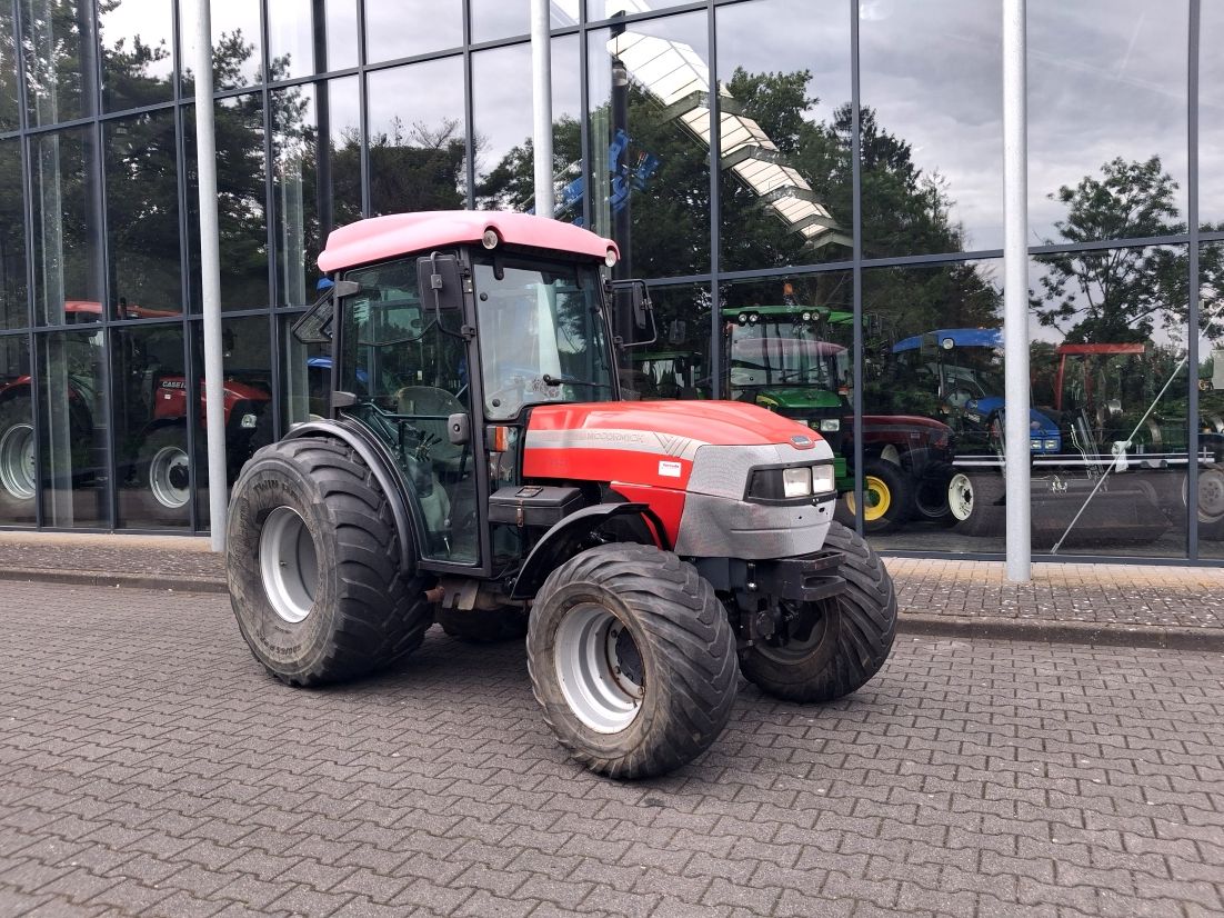 Mc Cormick F85N