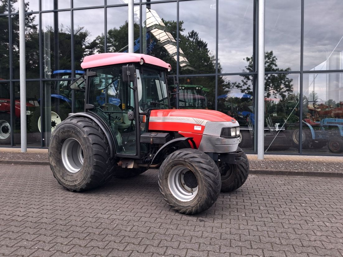 Mc Cormick F85N
