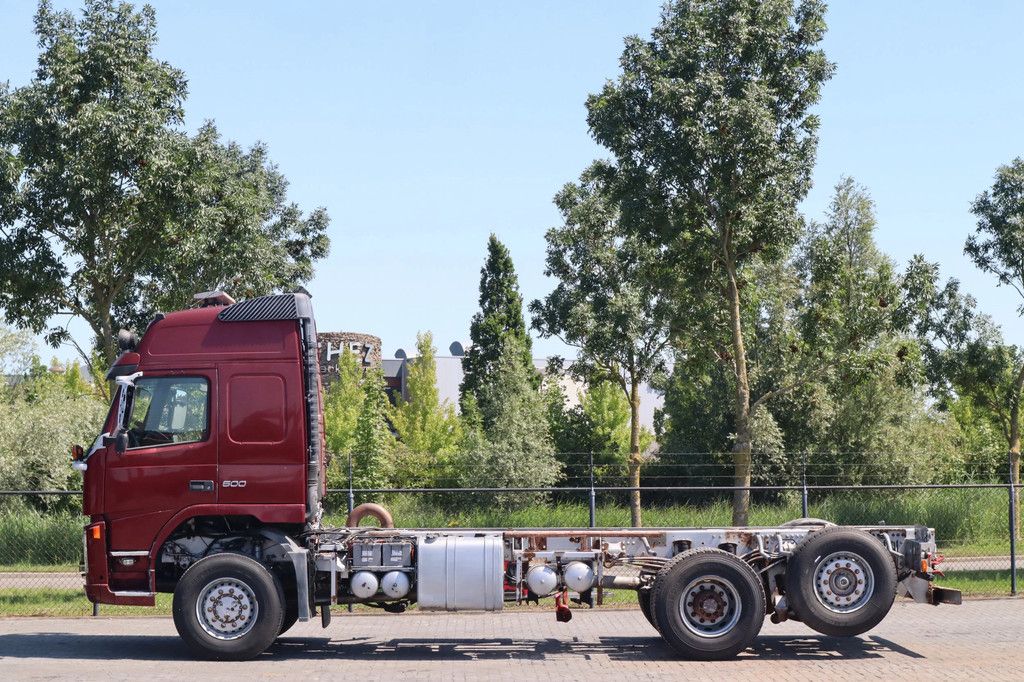 Volvo FM 460 4X4+1 CHASSIS EURO 3 FULL STEEL SUSPENSION (6X4)
