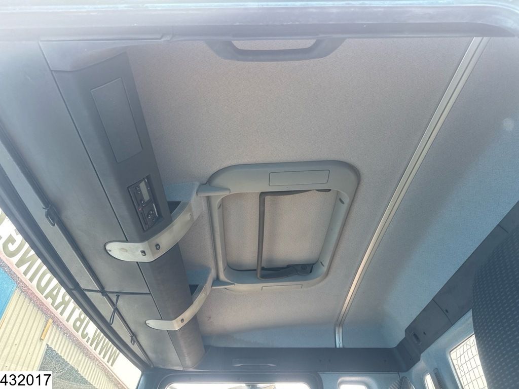 MAN TGA 26 350 6x4, Manual gearbox, Steel suspension