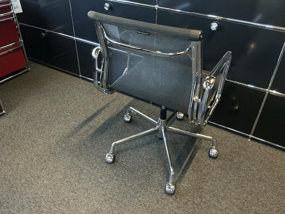 Vitra Office chair