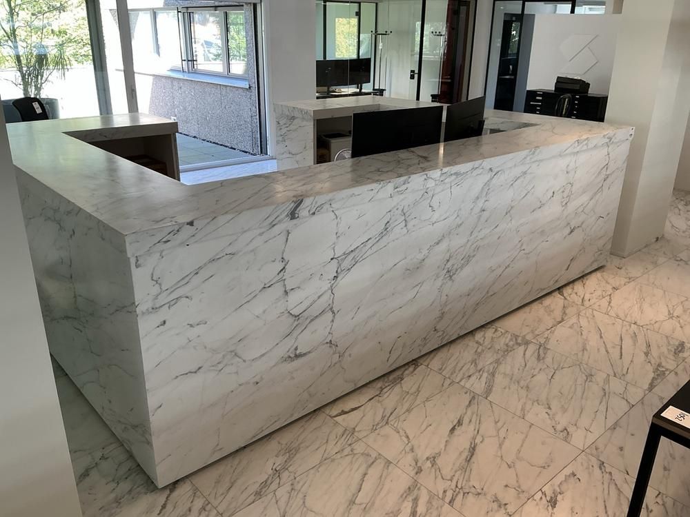 Reception counter