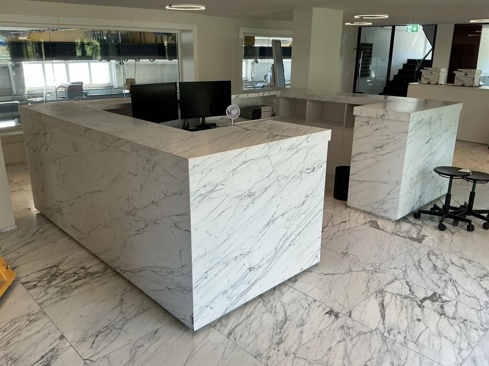 Reception counter