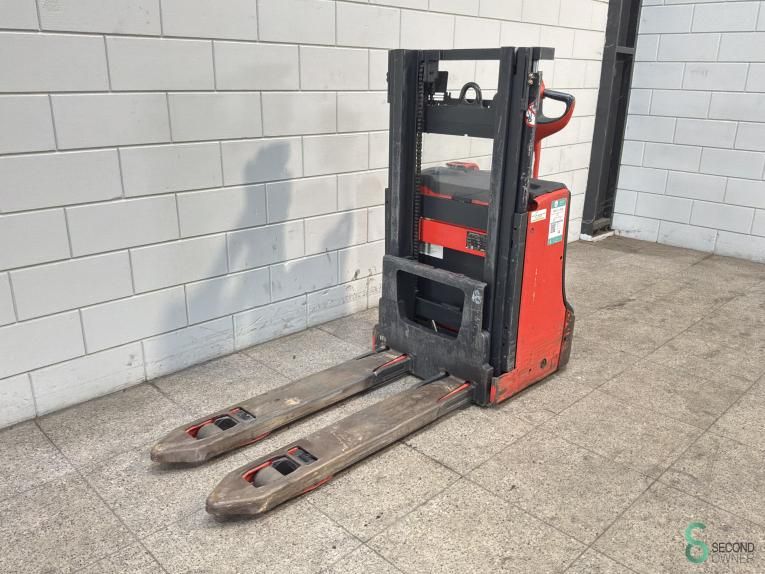 Stapler Elektrisch Linde D06 2015
