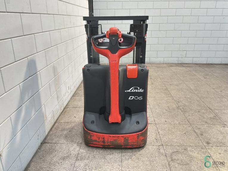 Stapler Elektrisch Linde D06 2015