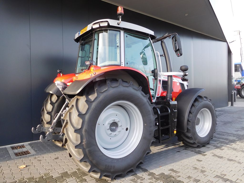 MASSEY FERGUSON 6S.155