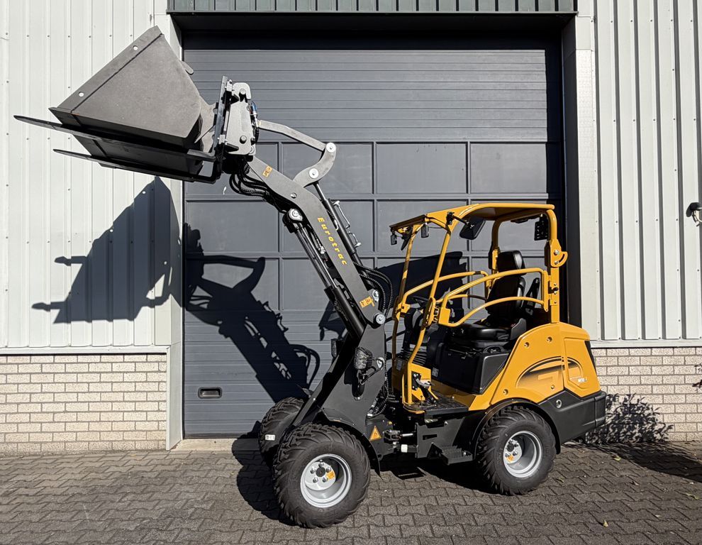 Eurotrac W11 L - Long Wheelbase
