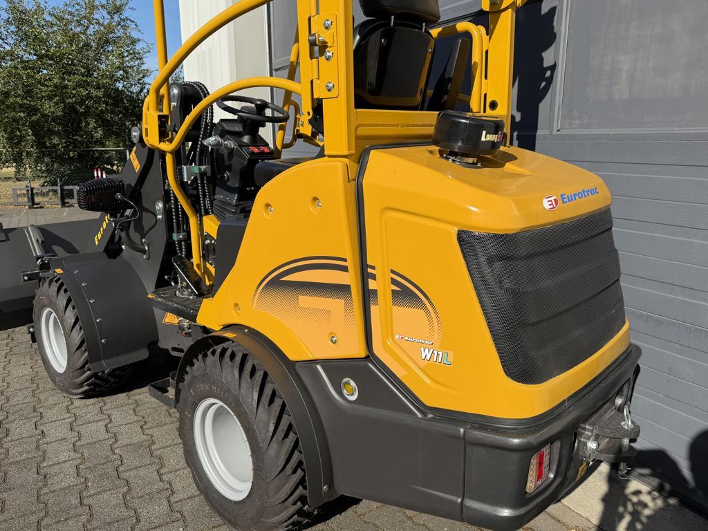 Eurotrac W11 L - Long Wheelbase