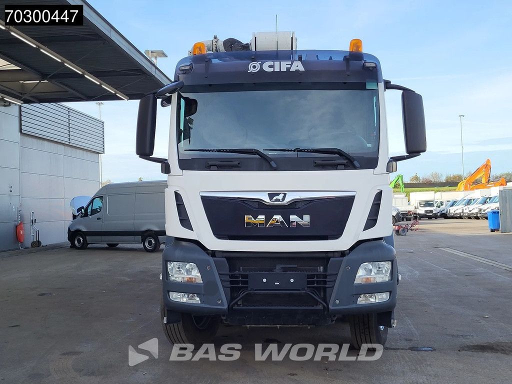 MAN TGS 41.460 8X4 CIFA K40C-PU1607 Pump 935hours! Big-Axle Steelsuspension Euro 6