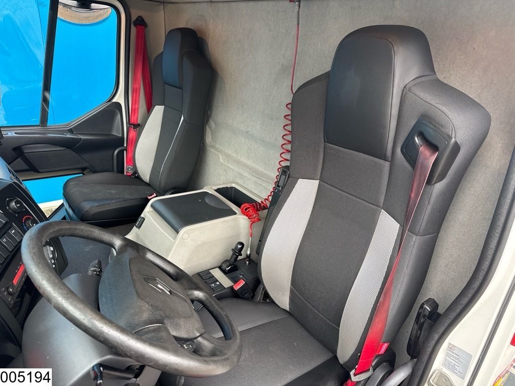 Renault D Wide 320 EURO 6, Dhollandia DHLM.20