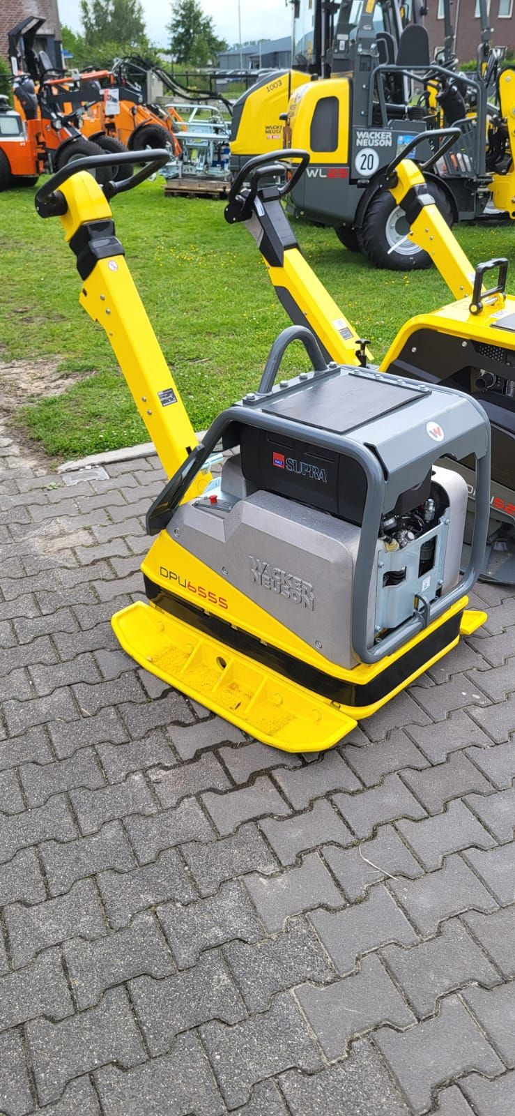 Te koop: 2 Wacker Neuson Trilplaten Professionele kwaliteit