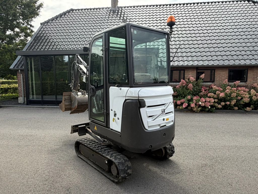 Volvo EC18C Minigraver