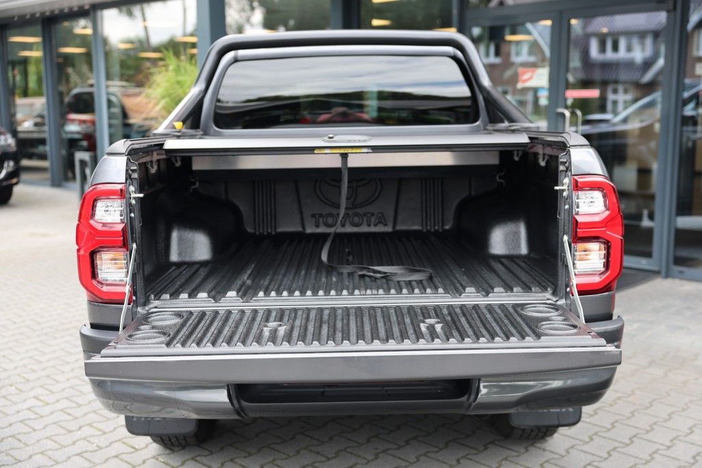 Toyota Hilux 2.8 D-4D DUBBEL CABIN GR SPORT A/T 2 ZITS 4WD VAN