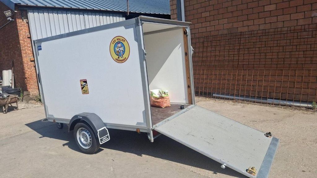 Gesloten Aanhangwagen Kerenzo 750kg 2.50x1.50x1.50m