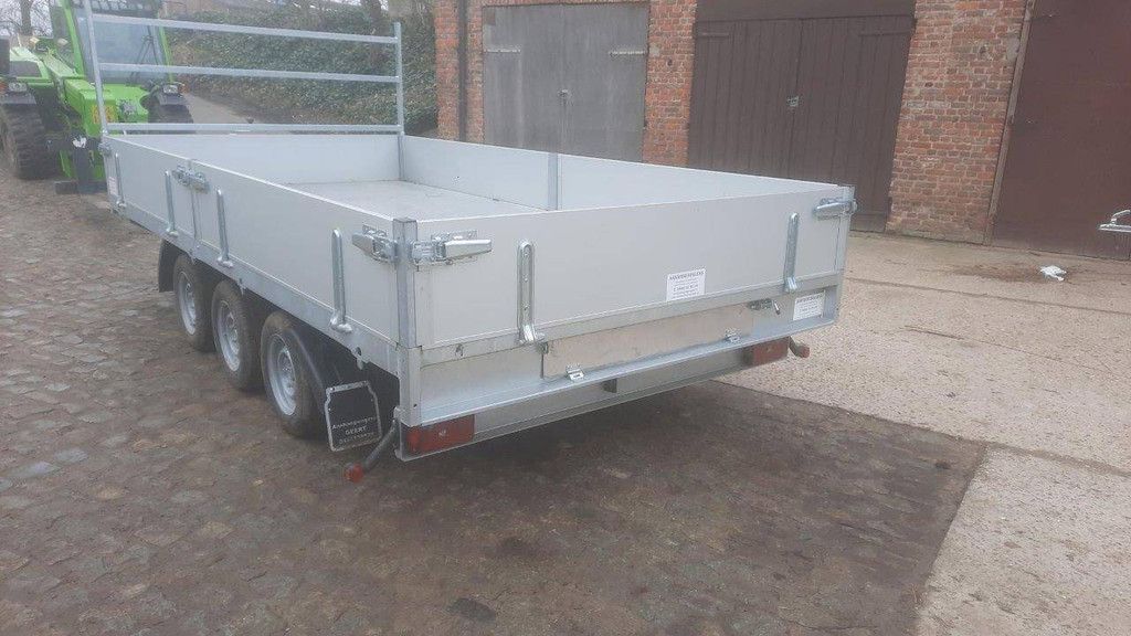 Elektrischer Kipper, Tragfähigkeit 3500 kg, Abmessungen 4,00 x 2,00 x 0,35 m, neu