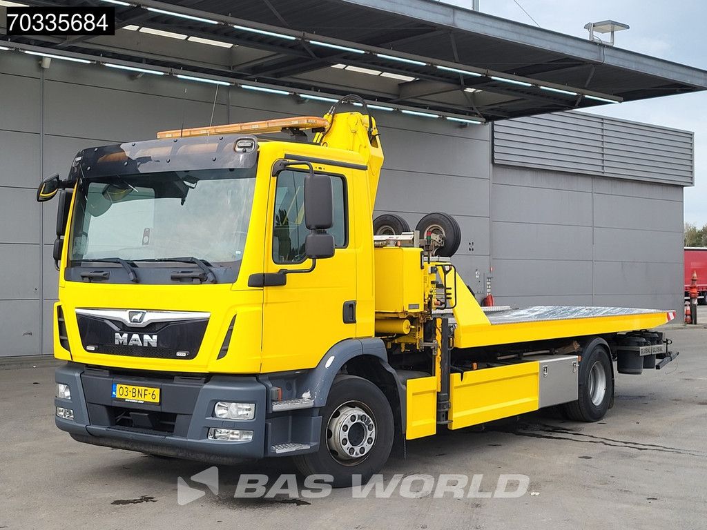 MAN TGM 15.290 4X2 Abschleppwagen Recovery truck Winch MKG HMK 131 T Crane Euro 6