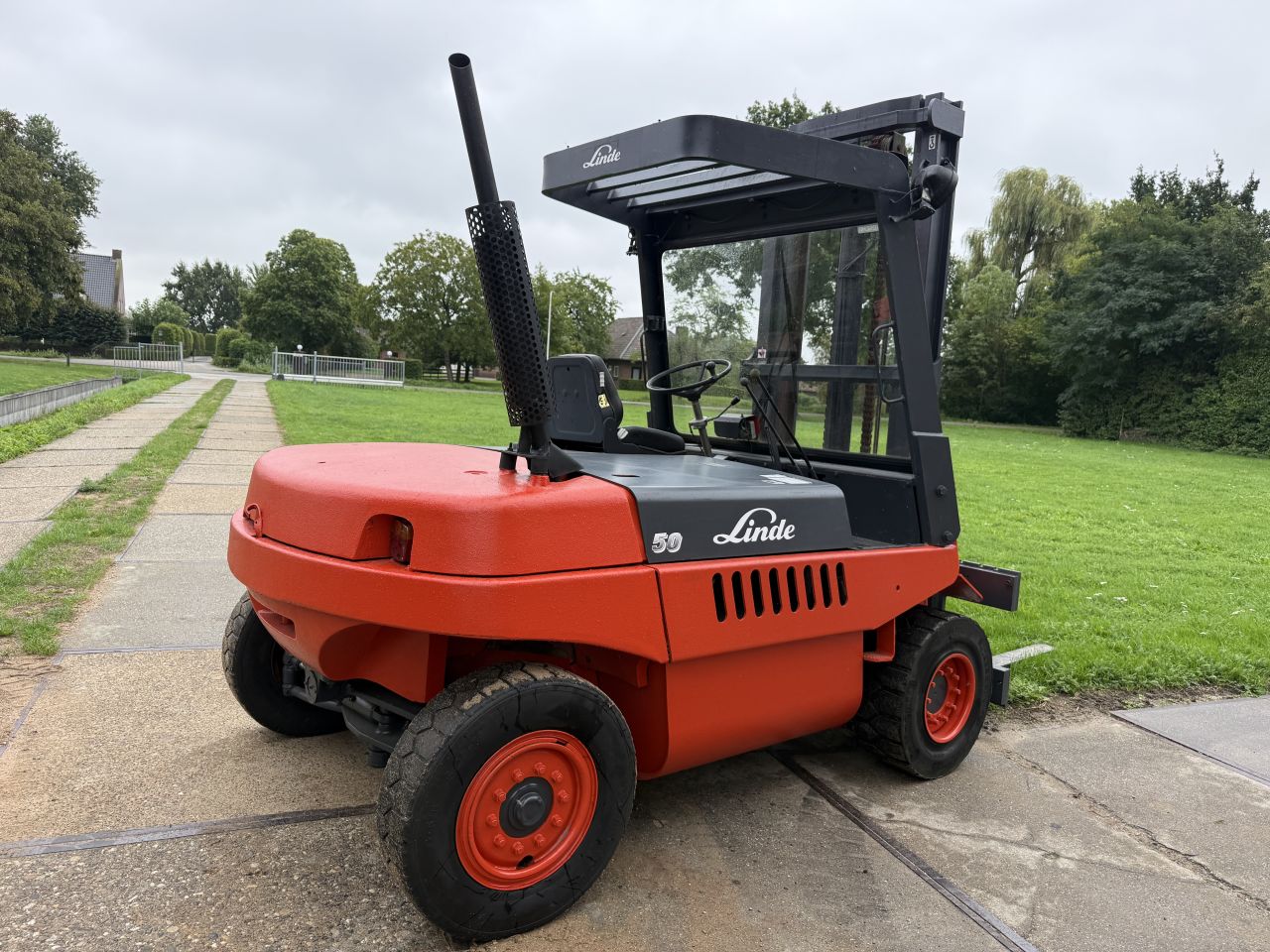 Linde 5 tonner diesel heftruck 6 cilinder DEUTZ luchtgekoeld