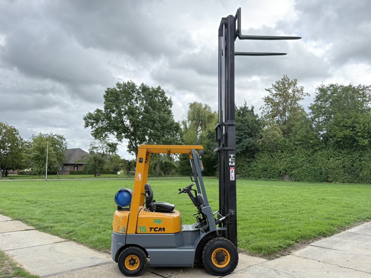 TCM 1800KG LPG heftruck luchtbanden 3e functie automaat