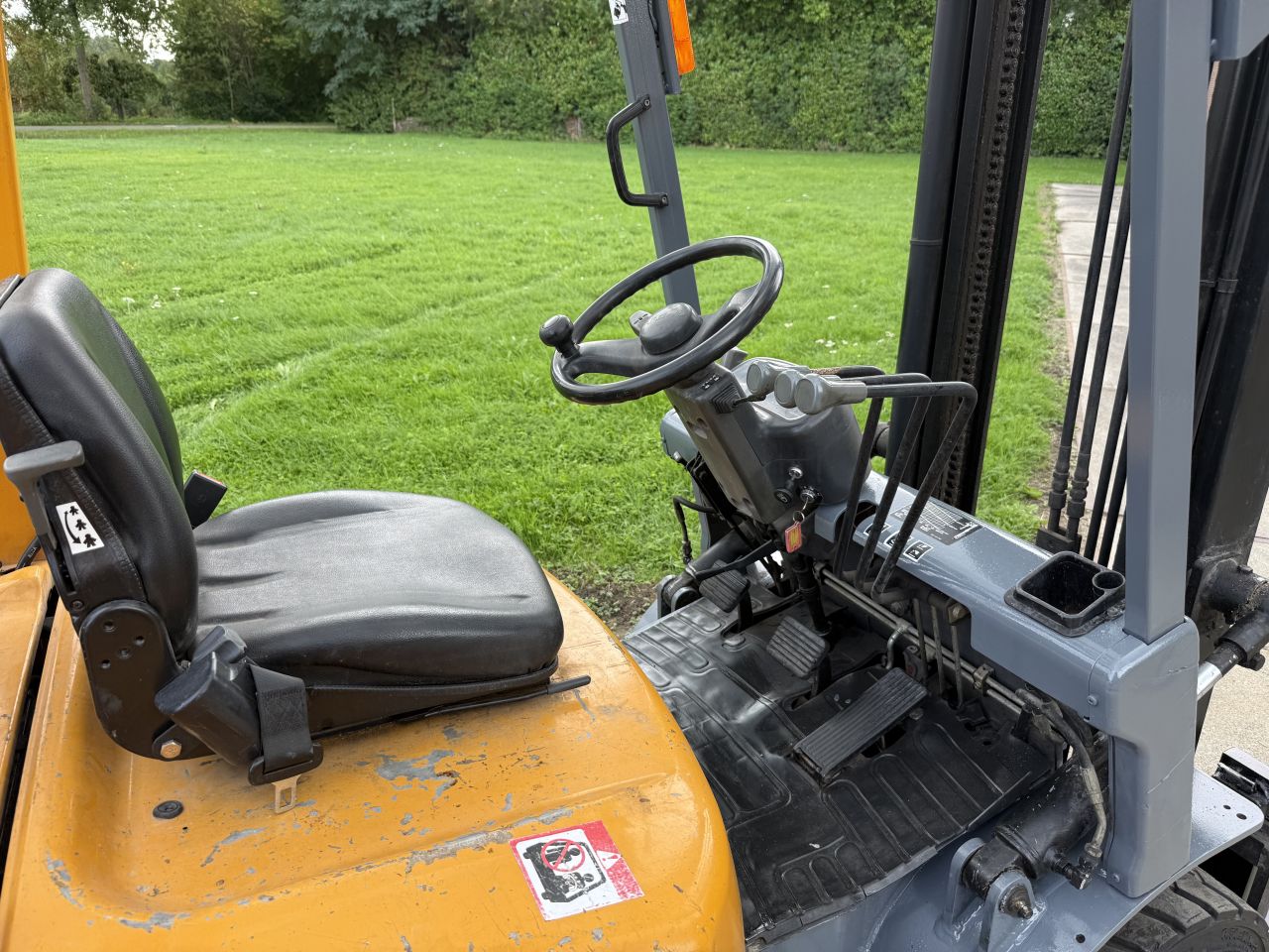 TCM 1800KG LPG heftruck luchtbanden 3e functie automaat