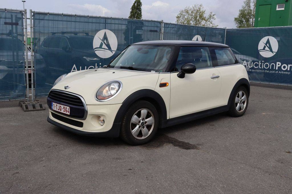 Passenger car Mini Mini Cooper Petrol 136hp 2017 (Margin)