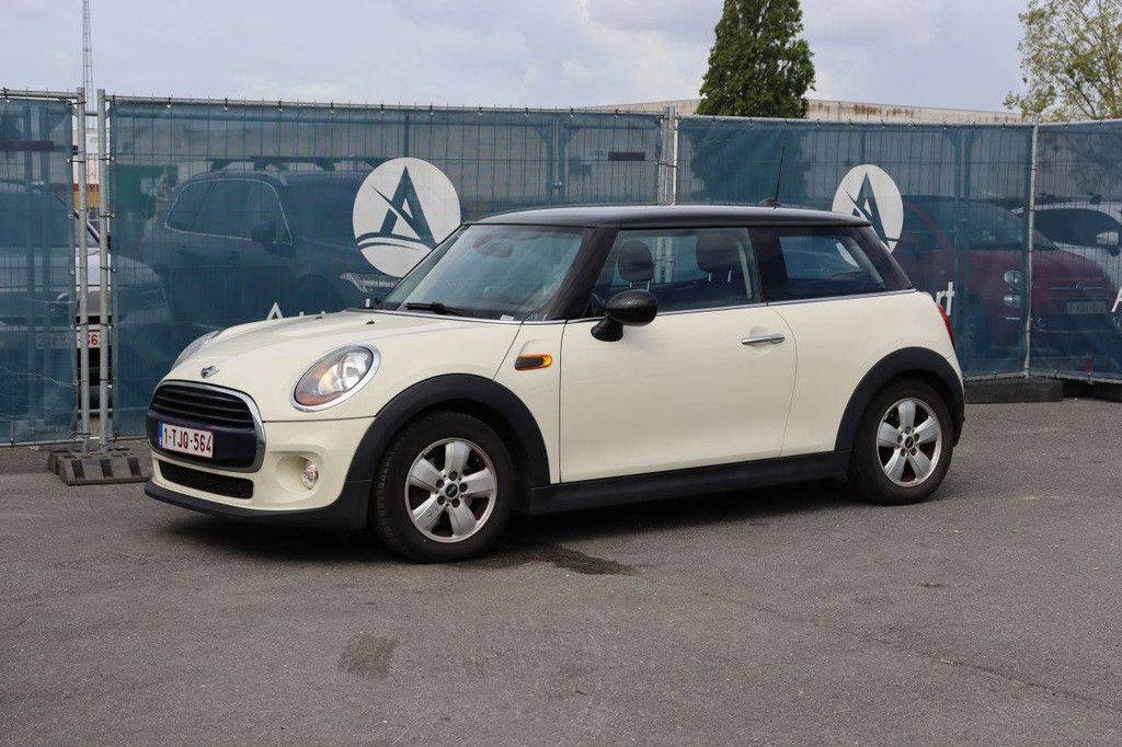 Passenger car Mini Mini Cooper Petrol 136hp 2017 (Margin)