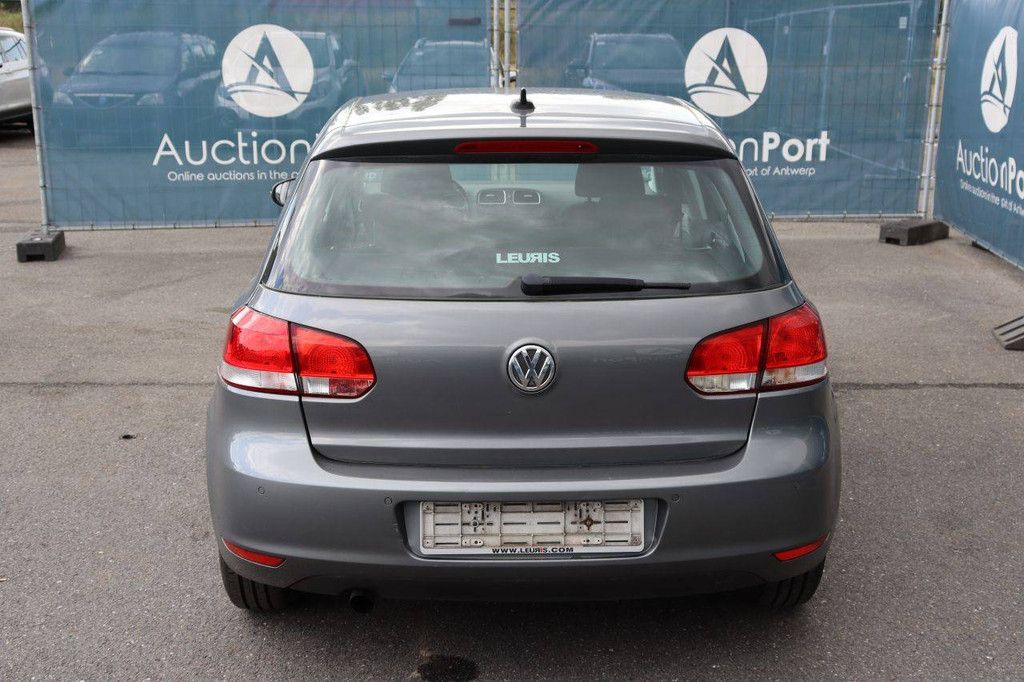 Pkw Volkswagen Golf Benzin 105 PS 2011 (Margin)