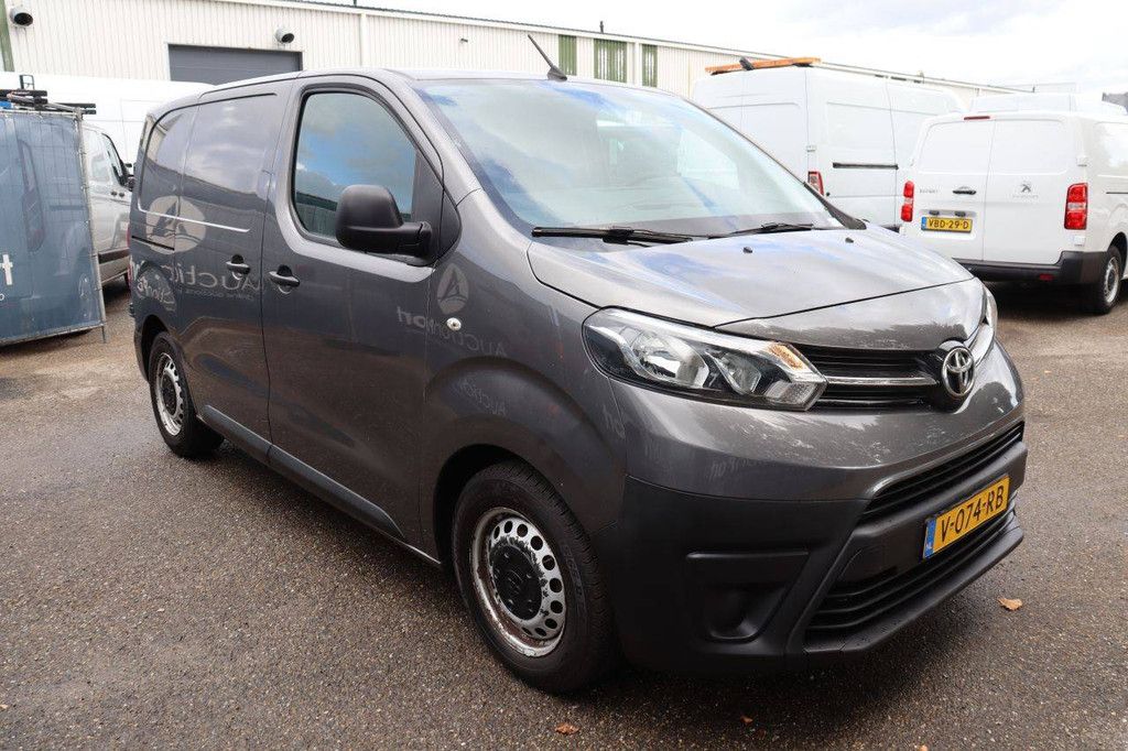 Toyota Proace Diesel 95hp Van 2018