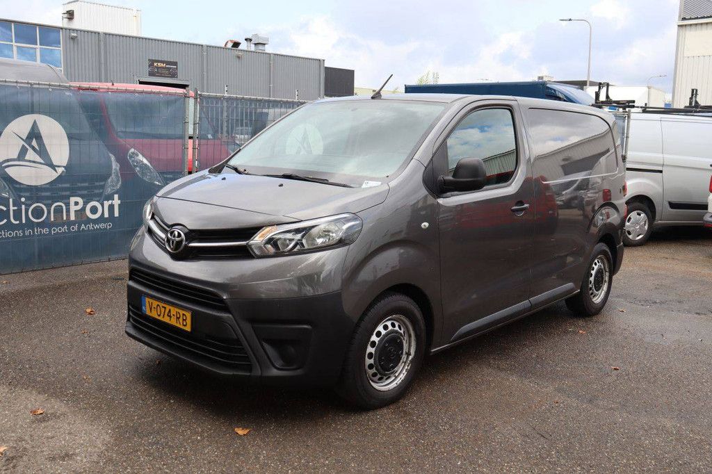 Toyota Proace Diesel 95hp Van 2018
