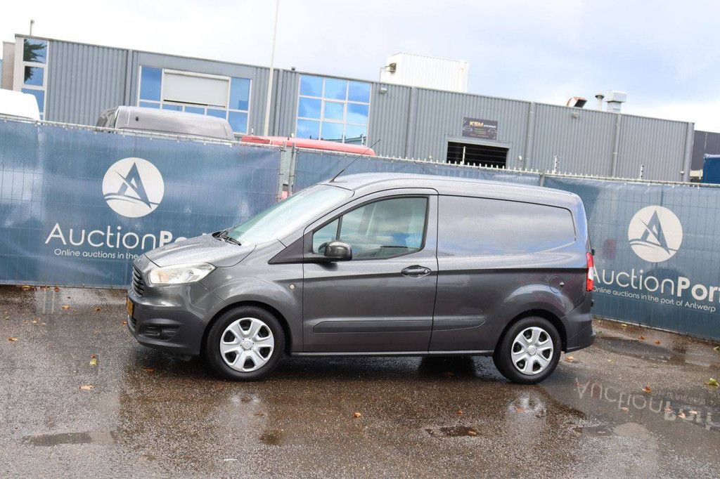 Ford Transit Courier Diesel 75hp Van 2015