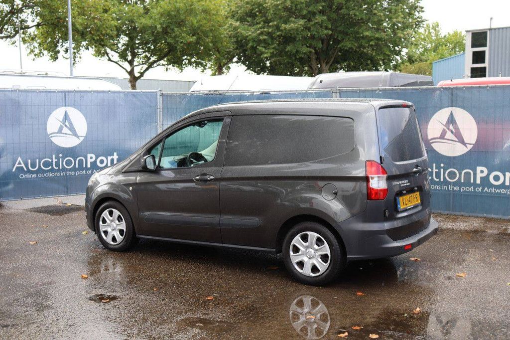Ford Transit Courier Diesel 75hp Van 2015