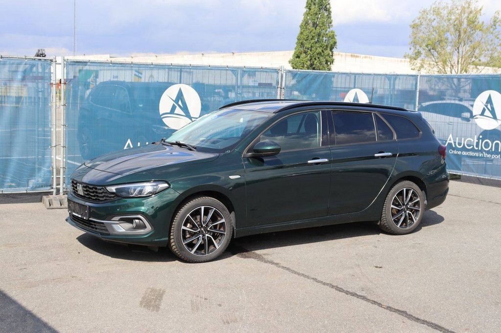 Passenger car Fiat Tipo Petrol 101hp 2021 (Margin)
