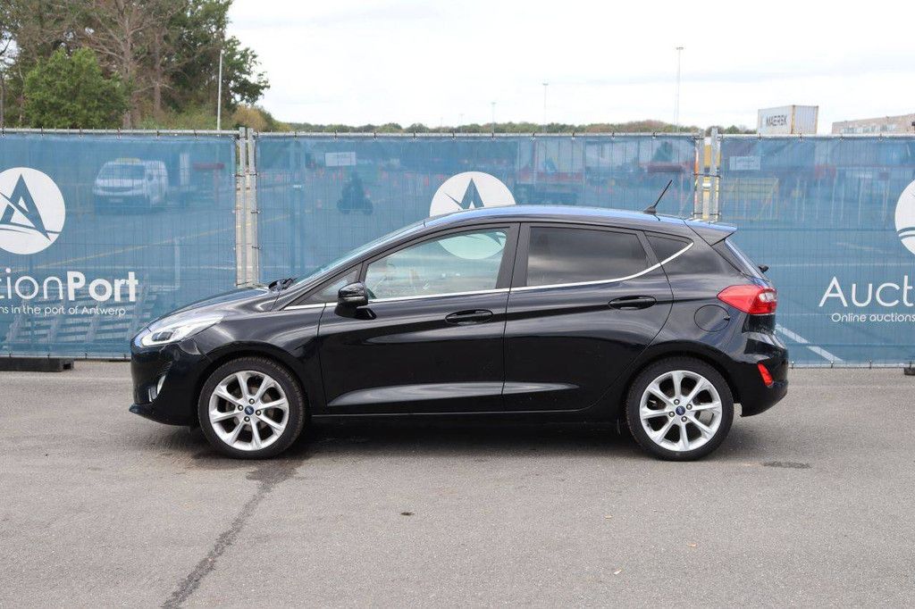 Passenger car Ford Fiesta Petrol 85hp 2019 (Margin)