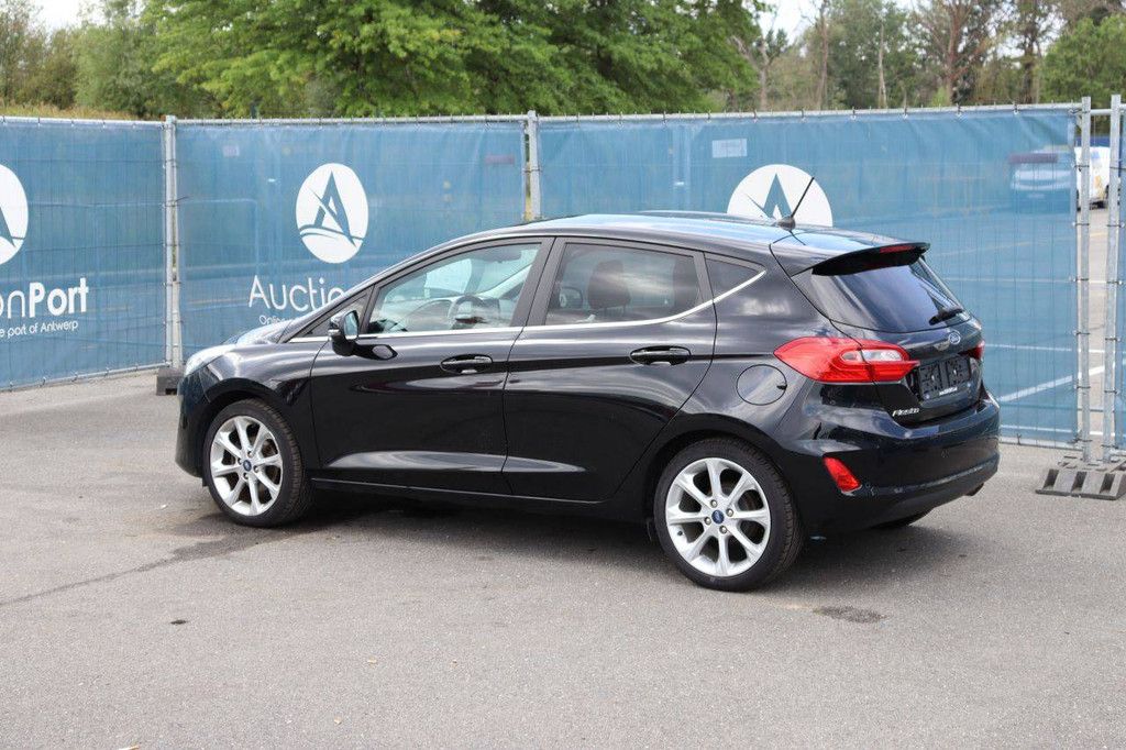 Passenger car Ford Fiesta Petrol 85hp 2019 (Margin)