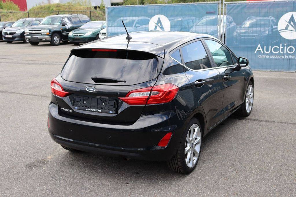 Passenger car Ford Fiesta Petrol 85hp 2019 (Margin)
