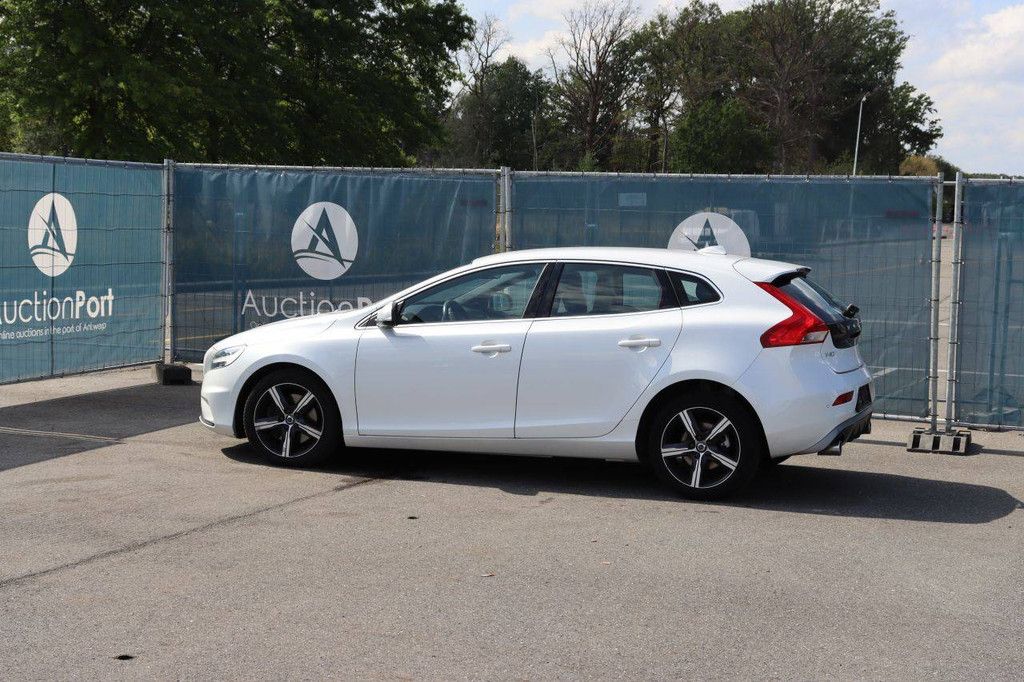 Pkw Volvo V40 Diesel 120 PS 2017 (Margin)