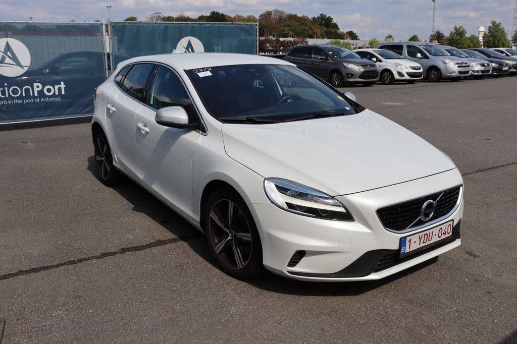 Pkw Volvo V40 Diesel 120 PS 2017 (Margin)