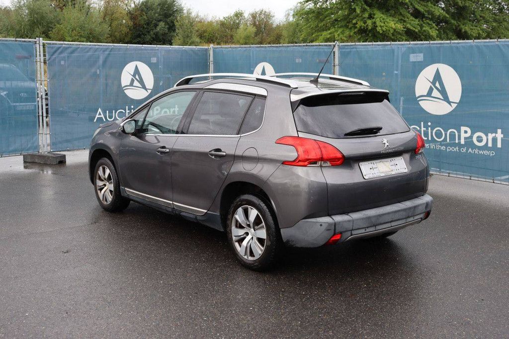 Passenger car Peugeot 2008 Petrol 110hp 2015 (Margin)